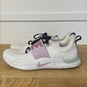 Nike Women’s In Season TR9 AR4543-101 White/Pink Shoes Running Sneakers Size 10